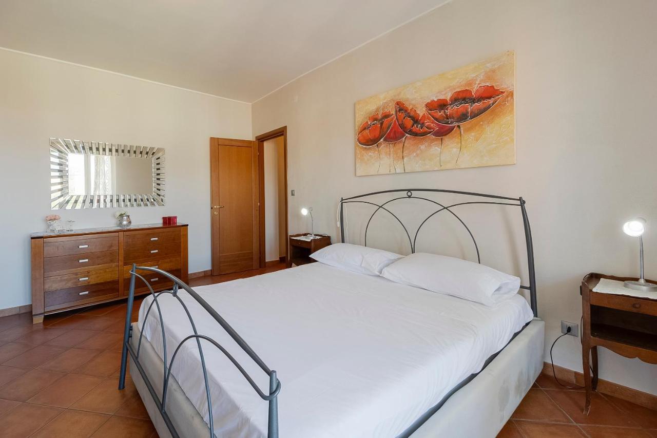 Victoria Apartment บอร์ดิเกรา ภายนอก รูปภาพ
